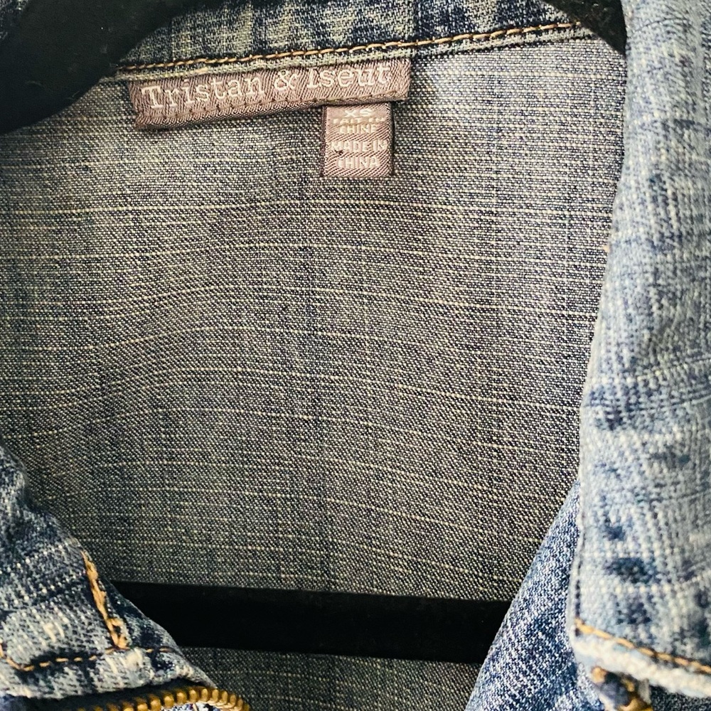 Denim jacket - Picture 3 of 4